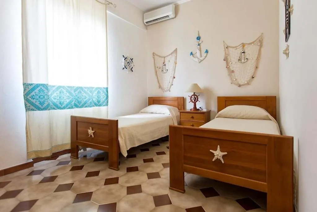 Clicksardegna Villa Emanuel Ad Alghero Con Vista Mare Spettacolare, Piscina Indipendente Per 8 Persone 0*,  Италия