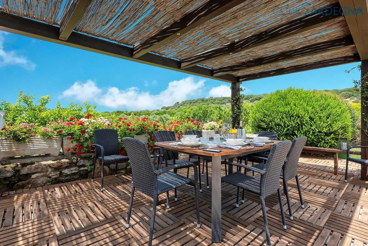 Clicksardegna Villa Emanuel Ad Alghero Con Vista Mare Spettacolare, Piscina Indipendente Per 8 Persone